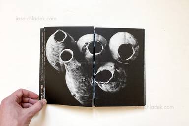 Sample page 22 for book "Kawada, Kikuji – Kikuji Kawada - The Map – Chizu, 川田喜久治 地図" Sample page 22 for book "Kawada, Kikuji – Kikuji Kawada - The Map – Chizu, 川田喜久治 地図"