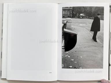 Sample page 10 for book  Sergio Larrain – El rectangulo en la mano