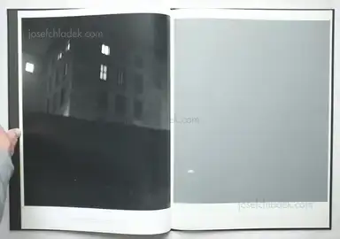Sample page 10 for book "Gossage, John – John Gossage - Stadt des Schwarz" Sample page 10 for book "Gossage, John – John Gossage - Stadt des Schwarz"