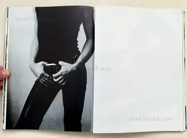 Sample page 12 for book "Makos, Christopher – Christopher Makos - Schicker Schund" Sample page 12 for book "Makos, Christopher – Christopher Makos - Schicker Schund"