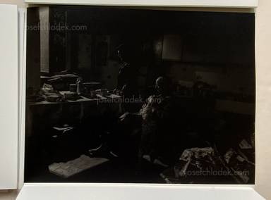 Sample page 22 for book "Majoli, Alex – Alex Majoli - Opera Aperta" Sample page 22 for book "Majoli, Alex – Alex Majoli - Opera Aperta"