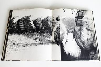 Sample page 12 for book  Shomei Tomatsu – Photobook 2: Homes, Drifted, Asphalt, Osorezan, etc - 東松照明 写真集2 家・吹きだまり・アスファルト・恐山他