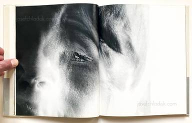 Sample page 14 for book "Sato, Akira – Akira Sato - Woman / Onna (佐藤 明 現代語感 映像の現代7)" Sample page 14 for book "Sato, Akira – Akira Sato - Woman / Onna (佐藤 明 現代語感 映像の現代7)"