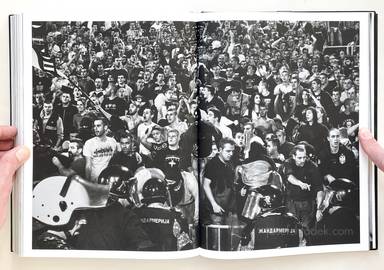 Sample page 7 for book "Kuzmanovic, Miro – Miro Kuzmanovic - Signs by the Roadside" Sample page 7 for book "Kuzmanovic, Miro – Miro Kuzmanovic - Signs by the Roadside"