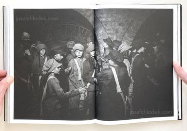 Sample page 6 for book "Kuzmanovic, Miro – Miro Kuzmanovic - Signs by the Roadside" Sample page 6 for book "Kuzmanovic, Miro – Miro Kuzmanovic - Signs by the Roadside"