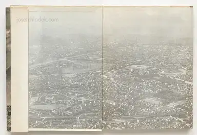 Sample page 22 for book "Cendrars, Blaise Doisneau, Robert – Robert Doisneau and Blaise Cendrars - La banlieue de Paris" Sample page 22 for book "Cendrars, Blaise Doisneau, Robert – Robert Doisneau and Blaise Cendrars - La banlieue de Paris"