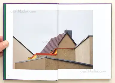 Sample page 16 for book "Zerrahn, Max – Max Zerrahn - Mit Delfinen schwimmen, Swim with Dolphins" Sample page 16 for book "Zerrahn, Max – Max Zerrahn - Mit Delfinen schwimmen, Swim with Dolphins"