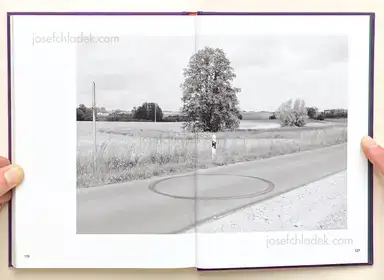 Sample page 1 for book "Zerrahn, Max – Max Zerrahn - Mit Delfinen schwimmen, Swim with Dolphins" Sample page 1 for book "Zerrahn, Max – Max Zerrahn - Mit Delfinen schwimmen, Swim with Dolphins"