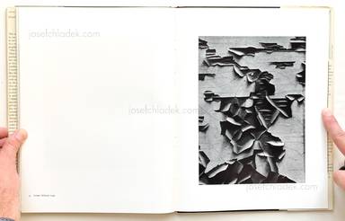 Sample page 2 for book "Siskind, Aaron – Aaron Siskind - Photographs" Sample page 2 for book "Siskind, Aaron – Aaron Siskind - Photographs"