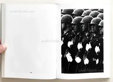 Sample page 21 for book "Schmidt, Michael – Michael Schmidt - EIN-HEIT" Sample page 21 for book "Schmidt, Michael – Michael Schmidt - EIN-HEIT"