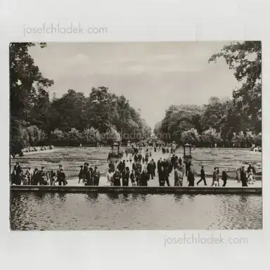 Sample page 19 for book "Abteilung Publikation – Berlin Hauptstadt der DDR, 1945 - 1975 (published by Berlin-Information, Abteilung Publikation)" Sample page 19 for book "Abteilung Publikation – Berlin Hauptstadt der DDR, 1945 - 1975 (published by Berlin-Information, Abteilung Publikation)"