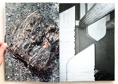 Sample page 25 for book "Onorato, Taiyo / Krebs, Nico – Taiyo Onorato / Nico Krebs - Continental Drift" Sample page 25 for book "Onorato, Taiyo / Krebs, Nico – Taiyo Onorato / Nico Krebs - Continental Drift"