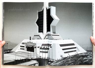 Sample page 13 for book "Onorato, Taiyo / Krebs, Nico – Taiyo Onorato / Nico Krebs - Continental Drift" Sample page 13 for book "Onorato, Taiyo / Krebs, Nico – Taiyo Onorato / Nico Krebs - Continental Drift"