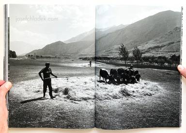 Sample page 9 for book "Onorato, Taiyo / Krebs, Nico – Taiyo Onorato / Nico Krebs - Continental Drift" Sample page 9 for book "Onorato, Taiyo / Krebs, Nico – Taiyo Onorato / Nico Krebs - Continental Drift"