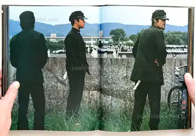 Sample page 34 for book "Shinoyama, Kishin – Kishin Shinoyama - A Fine Day (篠山 紀信 - 晴れた日)" Sample page 34 for book "Shinoyama, Kishin – Kishin Shinoyama - A Fine Day (篠山 紀信 - 晴れた日)"