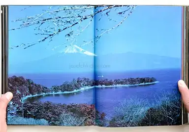 Sample page 20 for book "Shinoyama, Kishin – Kishin Shinoyama - A Fine Day (篠山 紀信 - 晴れた日)" Sample page 20 for book "Shinoyama, Kishin – Kishin Shinoyama - A Fine Day (篠山 紀信 - 晴れた日)"