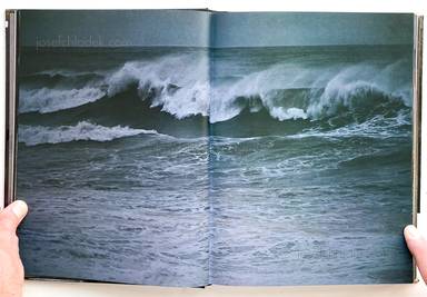 Sample page 9 for book "Shinoyama, Kishin – Kishin Shinoyama - A Fine Day (篠山 紀信 - 晴れた日)" Sample page 9 for book "Shinoyama, Kishin – Kishin Shinoyama - A Fine Day (篠山 紀信 - 晴れた日)"