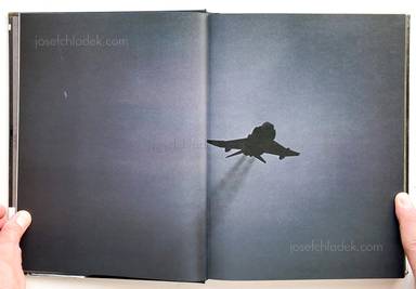 Sample page 3 for book "Shinoyama, Kishin – Kishin Shinoyama - A Fine Day (篠山 紀信 - 晴れた日)" Sample page 3 for book "Shinoyama, Kishin – Kishin Shinoyama - A Fine Day (篠山 紀信 - 晴れた日)"