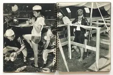 Sample page 25 for book "von Graefe, Axel & Alfredo Panzini – Axel von Graefe & Alfredo Panzini - Il nuovo volto d’Italia" Sample page 25 for book "von Graefe, Axel & Alfredo Panzini – Axel von Graefe & Alfredo Panzini - Il nuovo volto d’Italia"