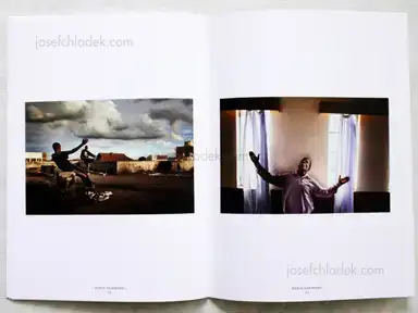 Sample page 2 for book "Hammond, Robin – Robin Hammond - Zimbabwe" Sample page 2 for book "Hammond, Robin – Robin Hammond - Zimbabwe"