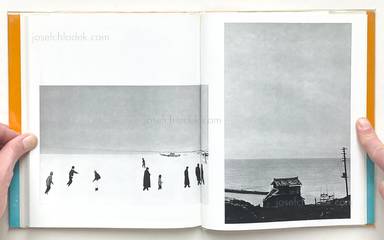 Sample page 21 for book  Shōji Ueda – Children the Year Around (植田 正治  童暦  映像の現代3)