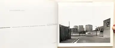 Sample page 19 for book "Hütte, Axel – Axel Hütte - London, Photographien 1982-1984" Sample page 19 for book "Hütte, Axel – Axel Hütte - London, Photographien 1982-1984"