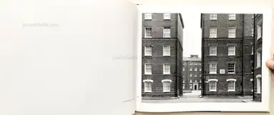 Sample page 9 for book "Hütte, Axel – Axel Hütte - London, Photographien 1982-1984" Sample page 9 for book "Hütte, Axel – Axel Hütte - London, Photographien 1982-1984"