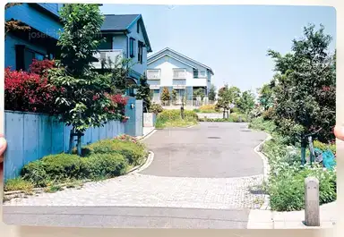 Sample page 24 for book "Homma, Takashi – Takashi Homma - Tokyo Suburbia" Sample page 24 for book "Homma, Takashi – Takashi Homma - Tokyo Suburbia"