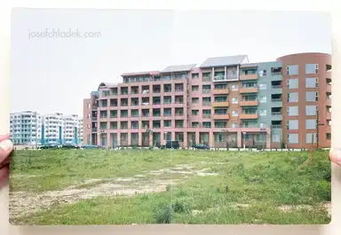 Sample page 15 for book "Homma, Takashi – Takashi Homma - Tokyo Suburbia" Sample page 15 for book "Homma, Takashi – Takashi Homma - Tokyo Suburbia"