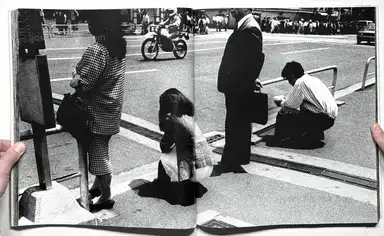 Sample page 10 for book "Moriyama, Daido – Daido Moriyama - Hysteric No. 6, 1994 (ヒステリック 森山大道)" Sample page 10 for book "Moriyama, Daido – Daido Moriyama - Hysteric No. 6, 1994 (ヒステリック 森山大道)"