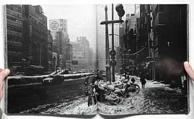 Sample page 7 for book "Moriyama, Daido – Daido Moriyama - Hysteric No. 6, 1994 (ヒステリック 森山大道)" Sample page 7 for book "Moriyama, Daido – Daido Moriyama - Hysteric No. 6, 1994 (ヒステリック 森山大道)"