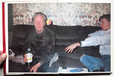 Sample page 19 for book "Billingham, Richard – Richard Billingham - Ray's a laugh" Sample page 19 for book "Billingham, Richard – Richard Billingham - Ray's a laugh"