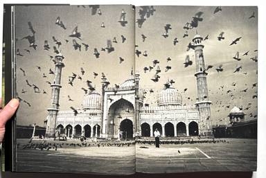 Sample page 15 for book "Bitesnich, Andreas – Andreas H. Bitesnich - India" Sample page 15 for book "Bitesnich, Andreas – Andreas H. Bitesnich - India"