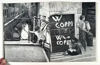 Sample page 17 for book "Roiter, Fulvio – Fulvio Roiter - Venise à fleur d'eau" Sample page 17 for book "Roiter, Fulvio – Fulvio Roiter - Venise à fleur d'eau"