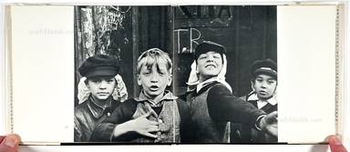 Sample page 18 for book "Levitt, Helen – Helen Levitt - A Way of Seeing" Sample page 18 for book "Levitt, Helen – Helen Levitt - A Way of Seeing"