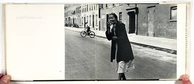 Sample page 5 for book "Levitt, Helen – Helen Levitt - A Way of Seeing" Sample page 5 for book "Levitt, Helen – Helen Levitt - A Way of Seeing"