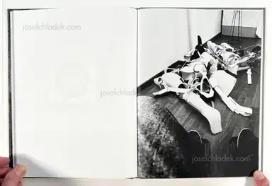 Sample page 4 for book "Castañeira, Sergio – Sergio Castañeira - Limbo" Sample page 4 for book "Castañeira, Sergio – Sergio Castañeira - Limbo"