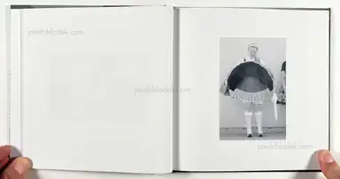 Sample page 9 for book "Rauch, Eron – Eron Rauch - The Eternal Garden" Sample page 9 for book "Rauch, Eron – Eron Rauch - The Eternal Garden"