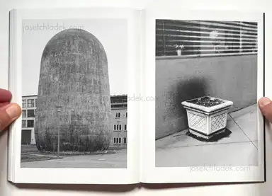 Sample page 2 for book "Zerrahn, Max – Max Zerrahn - Musical Chairs" Sample page 2 for book "Zerrahn, Max – Max Zerrahn - Musical Chairs"