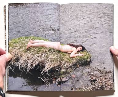 Sample page 6 for book Peter Coeln – Ren Hang - At Work