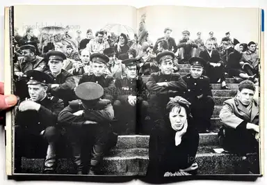 Sample page 17 for book "Larsson, Bernard – Bernard Larsson - Die ganze Stadt Berlin. Politische Fotos" Sample page 17 for book "Larsson, Bernard – Bernard Larsson - Die ganze Stadt Berlin. Politische Fotos"