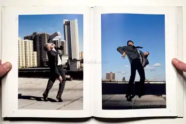 Sample page 5 for book "Longo, Robert – Robert Longo - Men in the Cities" Sample page 5 for book "Longo, Robert – Robert Longo - Men in the Cities"