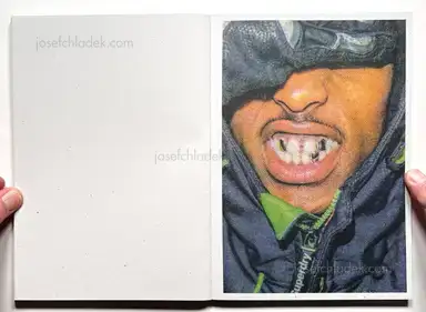 Sample page 10 for book "Kametani, Yoshi – Yoshi Kametani - I’ll Be Late" Sample page 10 for book "Kametani, Yoshi – Yoshi Kametani - I’ll Be Late"