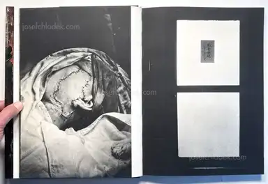 Sample page 30 for book "Domon, Ken – Ken Domon - Hiroshima (土門拳写真集 ヒロシマ - 土門拳)" Sample page 30 for book "Domon, Ken – Ken Domon - Hiroshima (土門拳写真集 ヒロシマ - 土門拳)"
