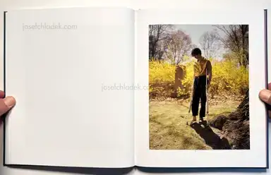 Sample page 2 for book "Halpern, Gregory – Gregory Halpern - King, Queen, Knave" Sample page 2 for book "Halpern, Gregory – Gregory Halpern - King, Queen, Knave"