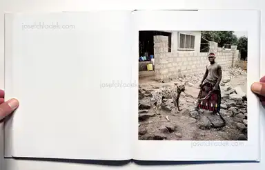 Sample page 4 for book "Hugo, Pieter – Pieter Hugo - The Hyena & Other Men" Sample page 4 for book "Hugo, Pieter – Pieter Hugo - The Hyena & Other Men"