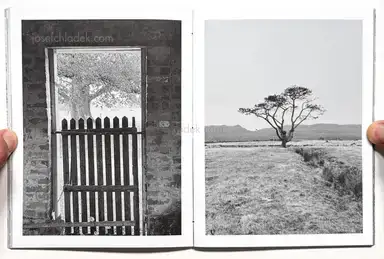 Sample page 27 for book "Anzenberger, Regina – Regina Anzenberger - The Australian Journey" Sample page 27 for book "Anzenberger, Regina – Regina Anzenberger - The Australian Journey"