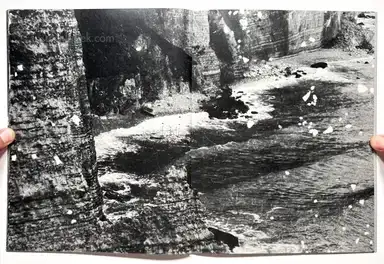 Sample page 1 for book "van der Vaart, Julie – Julie van der Vaart - Particles" Sample page 1 for book "van der Vaart, Julie – Julie van der Vaart - Particles"