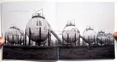 Sample page 12 for book "Zanni, Adriano – Adriano Zanni - Sequenze di Fabbrica" Sample page 12 for book "Zanni, Adriano – Adriano Zanni - Sequenze di Fabbrica"