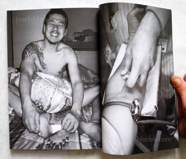 Sample page 2 for book "Seung Woo, Yang – Yang Seung Woo - The Best Days" Sample page 2 for book "Seung Woo, Yang – Yang Seung Woo - The Best Days"